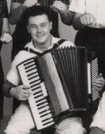 twysqueezebox_t.jpg (18507 bytes)